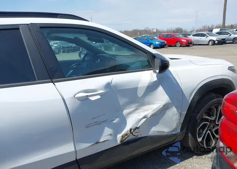 2025 Chevrolet Trax Fwd 2Rs from USA, damaged, VIN KL77LJEP9SC049231